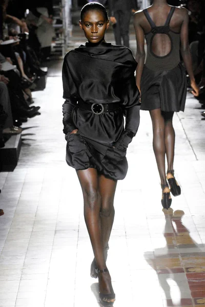 Look 22